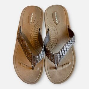 Okabashi Baha Women's Flip Flops-Toffee/Copper-S